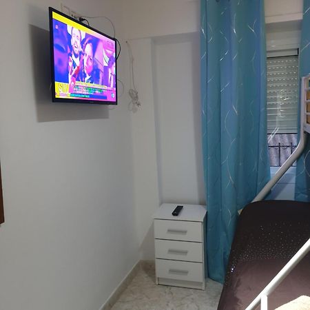 Rooms Nice And Quite บาเลนเซีย ภายนอก รูปภาพ