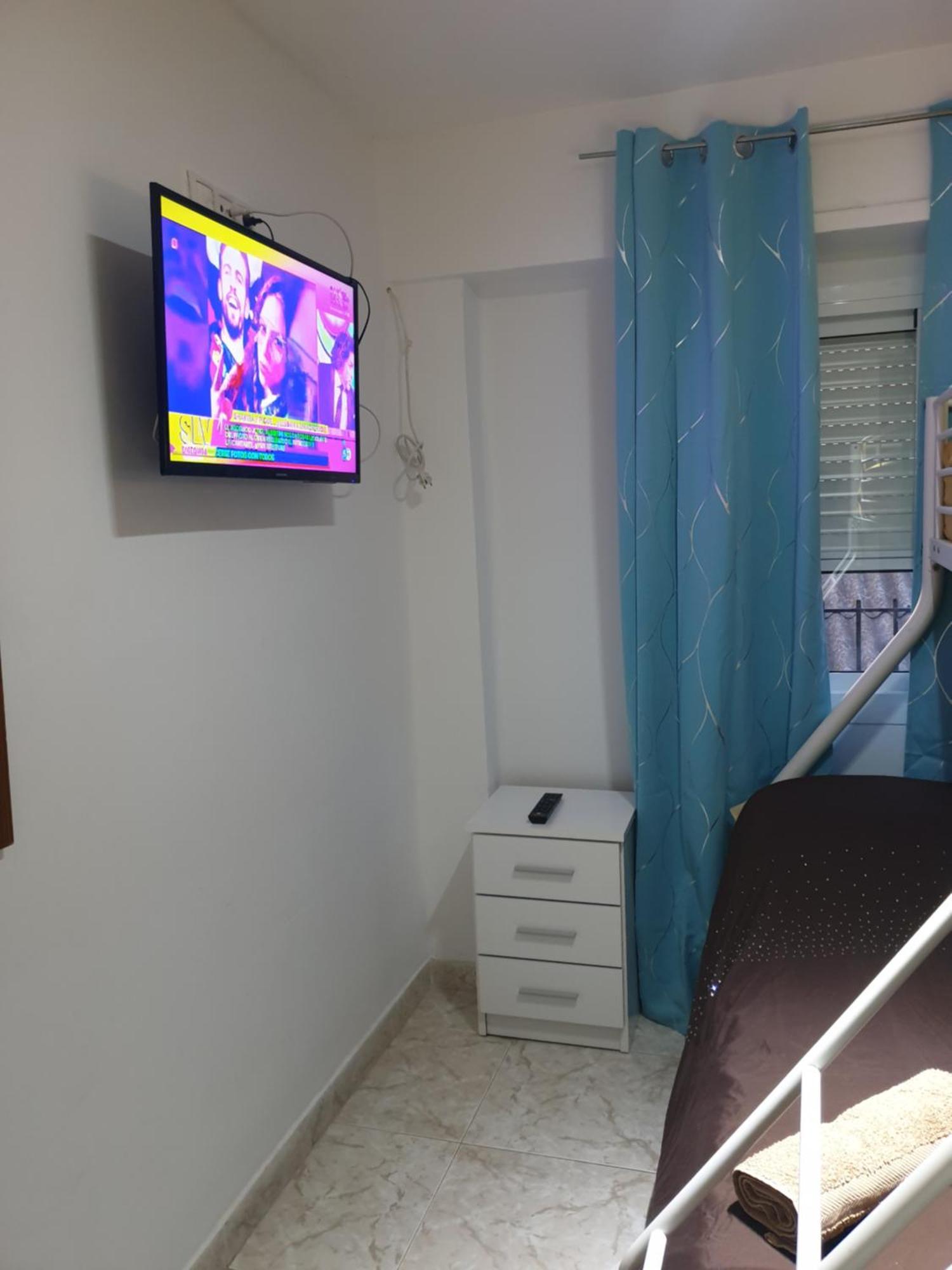 Rooms Nice And Quite บาเลนเซีย ภายนอก รูปภาพ